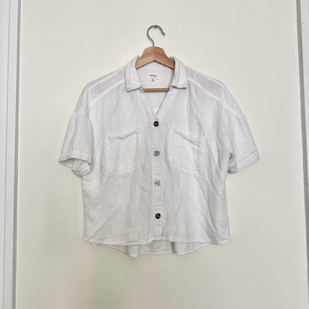 Weekend White Cropped Button-Up Linen Shirt